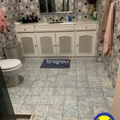 Casa com 257m², 3 quartos (sendo 1 suíte), 1 garagem, no bairro Itaguaçu em Florianópolis