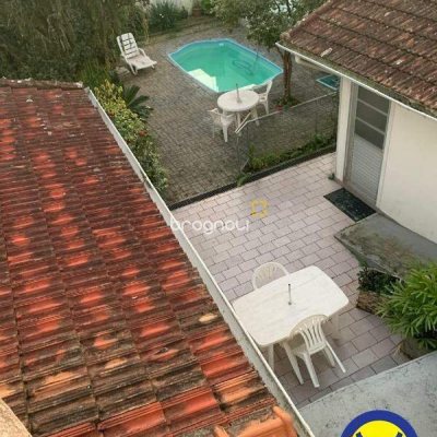 Casa com 257m², 3 quartos (sendo 1 suíte), 1 garagem, no bairro Itaguaçu em Florianópolis