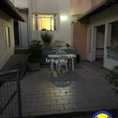 Casa com 257m², 3 quartos (sendo 1 suíte), 1 garagem, no bairro Itaguaçu em Florianópolis