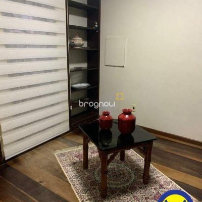 Casa com 257m², 3 quartos (sendo 1 suíte), 1 garagem, no bairro Itaguaçu em Florianópolis