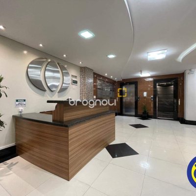 Sala com 83m², 1 garagem, no bairro Centro em Florianópolis