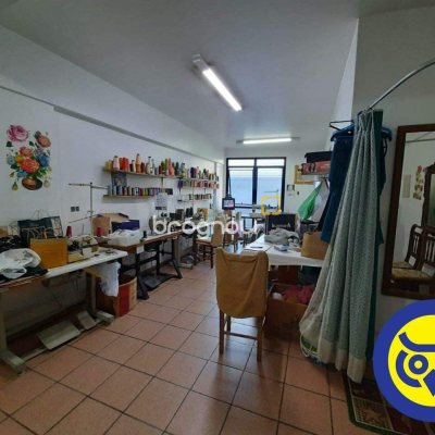 Sala com 32m², no bairro Centro em Florianópolis
