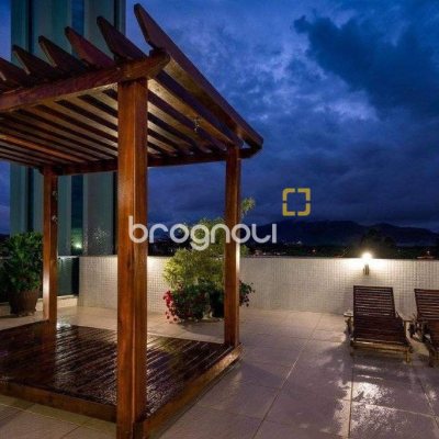 Cobertura com 265m², 3 quartos (sendo 3 suítes), 2 garagens, no bairro Cachoeira do Bom Jesus em Florianópolis