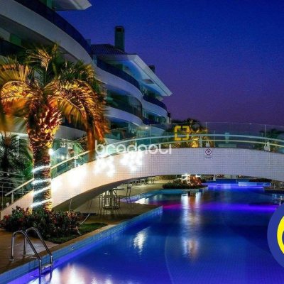 Cobertura com 265m², 3 quartos (sendo 3 suítes), 2 garagens, no bairro Cachoeira do Bom Jesus em Florianópolis