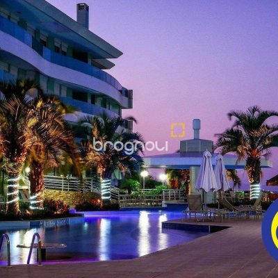 Cobertura com 265m², 3 quartos (sendo 3 suítes), 2 garagens, no bairro Cachoeira do Bom Jesus em Florianópolis