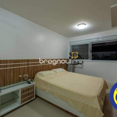 Cobertura com 265m², 3 quartos (sendo 3 suítes), 2 garagens, no bairro Cachoeira do Bom Jesus em Florianópolis