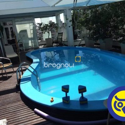 Cobertura com 360m², 5 quartos (sendo 3 suítes), 3 garagens, no bairro Centro em Florianópolis