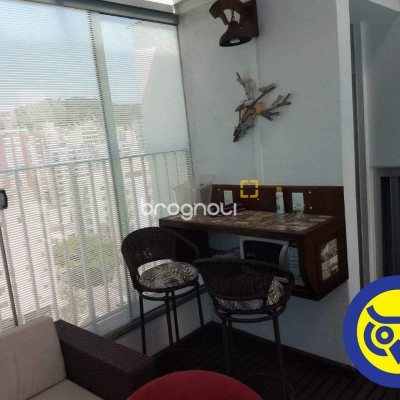 Cobertura com 360m², 5 quartos (sendo 3 suítes), 3 garagens, no bairro Centro em Florianópolis