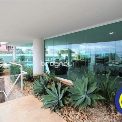 Apartamento com 168m², 4 quartos (sendo 3 suítes), 2 garagens, no bairro Cacupé em Florianópolis