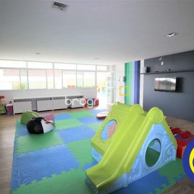 Apartamento com 168m², 4 quartos (sendo 3 suítes), 2 garagens, no bairro Cacupé em Florianópolis