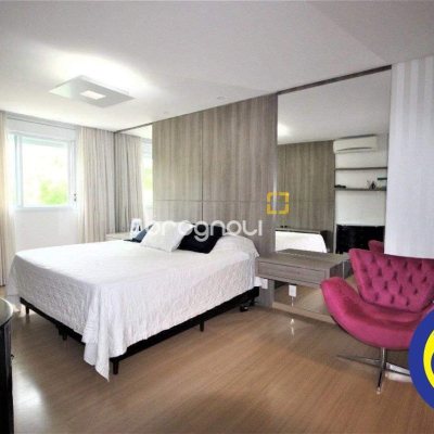 Apartamento com 168m², 4 quartos (sendo 3 suítes), 2 garagens, no bairro Cacupé em Florianópolis