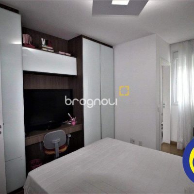 Apartamento com 168m², 4 quartos (sendo 3 suítes), 2 garagens, no bairro Cacupé em Florianópolis