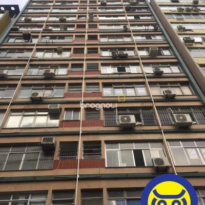 Sala com 34m², no bairro Centro em Florianópolis