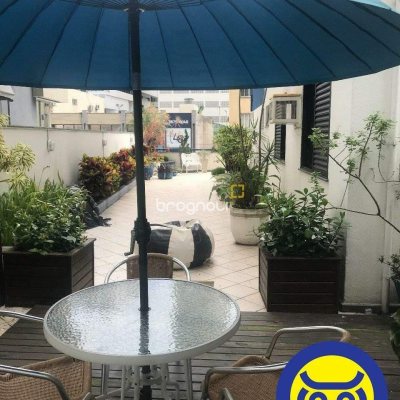 Apartamento com 274m², 3 quartos (sendo 1 suíte), 1 garagem, no bairro Centro em Florianópolis