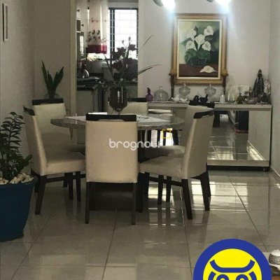 Apartamento com 274m², 3 quartos (sendo 1 suíte), 1 garagem, no bairro Centro em Florianópolis