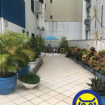 Apartamento com 274m², 3 quartos (sendo 1 suíte), 1 garagem, no bairro Centro em Florianópolis