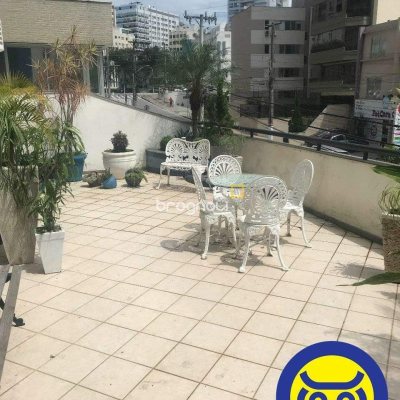 Apartamento com 274m², 3 quartos (sendo 1 suíte), 1 garagem, no bairro Centro em Florianópolis