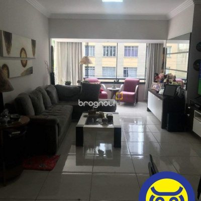 Apartamento com 274m², 3 quartos (sendo 1 suíte), 1 garagem, no bairro Centro em Florianópolis