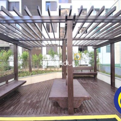 Apartamento com 236m², 3 quartos (sendo 2 suítes), 2 garagens, no bairro Agronômica em Florianópolis