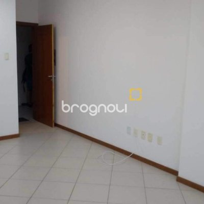 Sala com 23m², 1 garagem, no bairro Trindade em Florianópolis