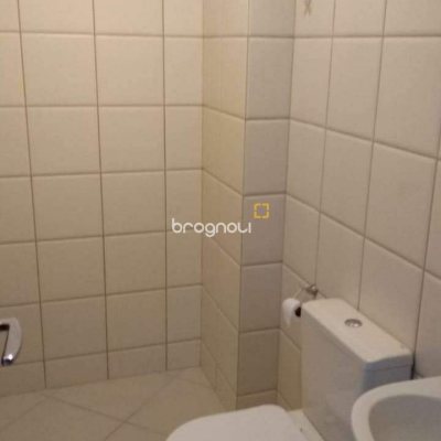 Sala com 23m², 1 garagem, no bairro Trindade em Florianópolis