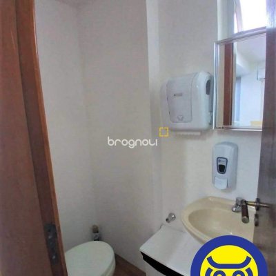 Sala com 36m², no bairro Centro em Florianópolis