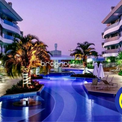 Apartamento com 138m², 3 quartos (sendo 3 suítes), 3 garagens, no bairro Cachoeira do Bom Jesus em Florianópolis