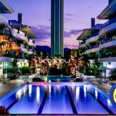 Apartamento com 138m², 3 quartos (sendo 3 suítes), 3 garagens, no bairro Cachoeira do Bom Jesus em Florianópolis