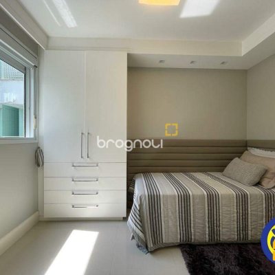 Apartamento com 138m², 3 quartos (sendo 3 suítes), 3 garagens, no bairro Cachoeira do Bom Jesus em Florianópolis