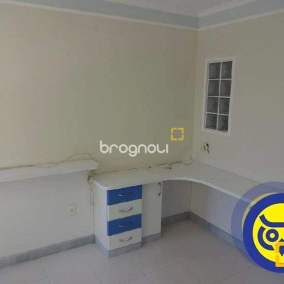 Sala com 47m², no bairro Centro em Florianópolis
