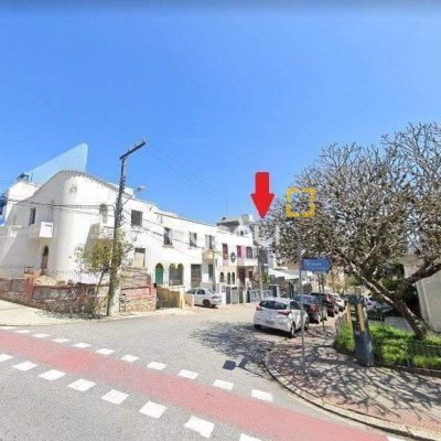 Sala com 47m², no bairro Centro em Florianópolis