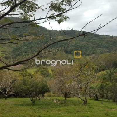 Terreno com 50063m², no bairro Vargem Grande em Florianópolis