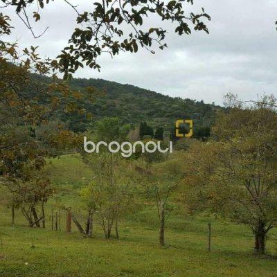 Terreno com 50063m², no bairro Vargem Grande em Florianópolis