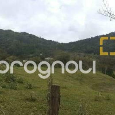 Terreno com 50063m², no bairro Vargem Grande em Florianópolis