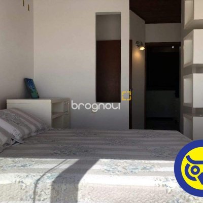 Apartamento com 140m², 3 quartos (sendo 3 suítes), 1 garagem, no bairro Praia Brava em Florianópolis