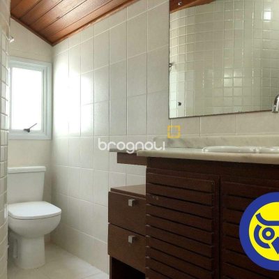 Apartamento com 140m², 3 quartos (sendo 3 suítes), 1 garagem, no bairro Praia Brava em Florianópolis