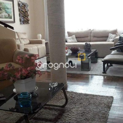 Casa com 198m², 3 quartos, 2 garagens, no bairro Centro em Florianópolis