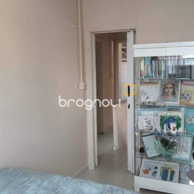 Casa com 198m², 3 quartos, 2 garagens, no bairro Centro em Florianópolis