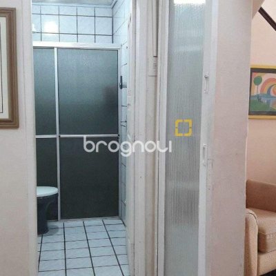 Casa com 198m², 3 quartos, 2 garagens, no bairro Centro em Florianópolis