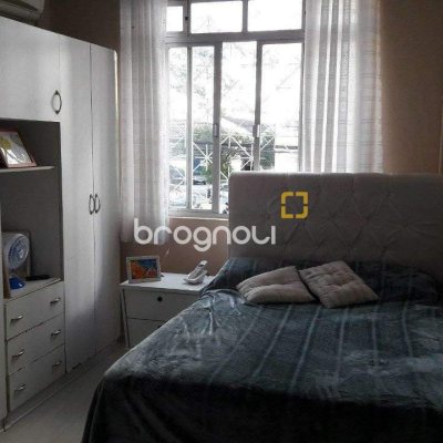 Casa com 198m², 3 quartos, 2 garagens, no bairro Centro em Florianópolis