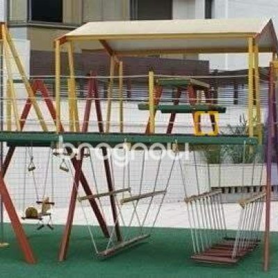 Apartamento com 266m², 4 quartos (sendo 2 suítes), 2 garagens, no bairro Centro em Florianópolis