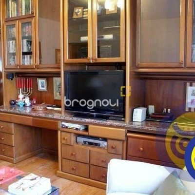 Apartamento com 266m², 4 quartos (sendo 2 suítes), 2 garagens, no bairro Centro em Florianópolis