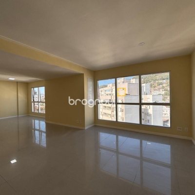 Sala com 67m², 1 garagem, no bairro Centro em Florianópolis