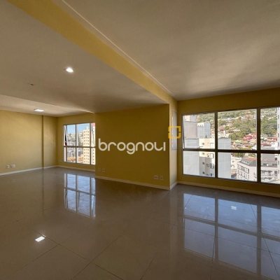 Sala com 67m², 1 garagem, no bairro Centro em Florianópolis