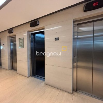 Sala com 67m², 1 garagem, no bairro Centro em Florianópolis