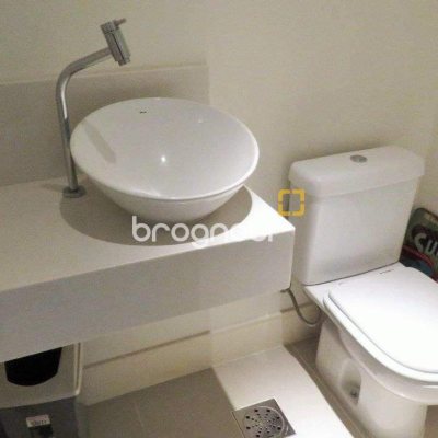 Apartamento com 117m², 3 quartos (sendo 3 suítes), 3 garagens, no bairro Centro em Florianópolis