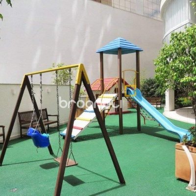 Apartamento com 117m², 3 quartos (sendo 3 suítes), 3 garagens, no bairro Centro em Florianópolis
