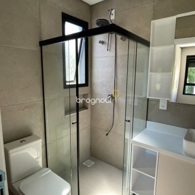 Casa com 149m², 3 quartos (sendo 3 suítes), 2 garagens, no bairro Santo Antônio de Lisboa em Florianópolis