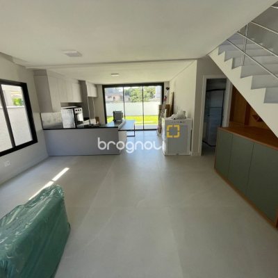 Casa com 149m², 3 quartos (sendo 3 suítes), 2 garagens, no bairro Santo Antônio de Lisboa em Florianópolis