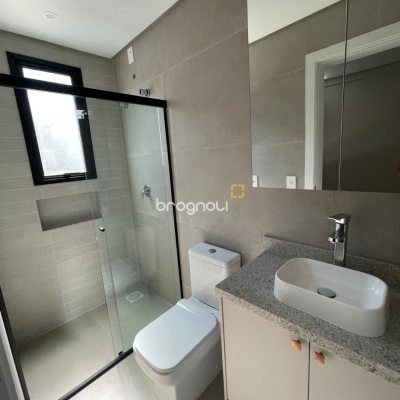 Casa com 149m², 3 quartos (sendo 3 suítes), 2 garagens, no bairro Santo Antônio de Lisboa em Florianópolis